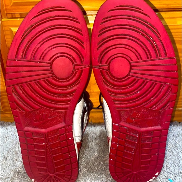 Air Jordan 1s bred high - Picture 4 of 4